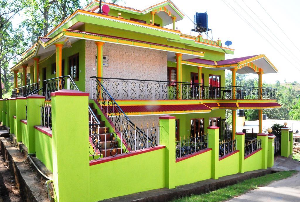 Akashadeepa Homestay Madikeri Bagian luar foto